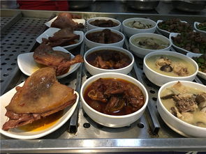 新鄉(xiāng)市牧野佳朋餐飲管理 專業(yè)食堂托管與品牌管理典范